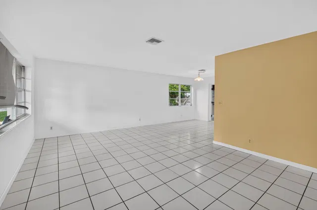 Residence photo 11