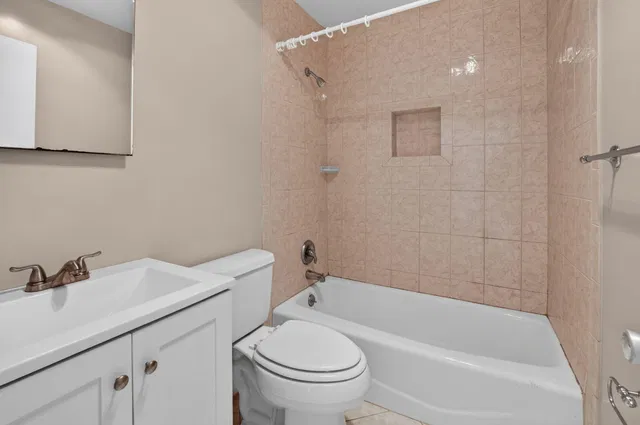 Residence photo 24