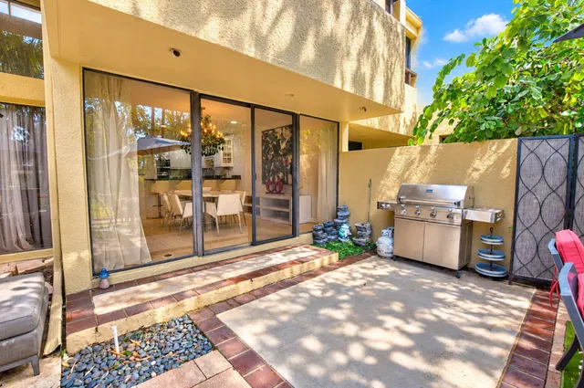 Residence photo 38