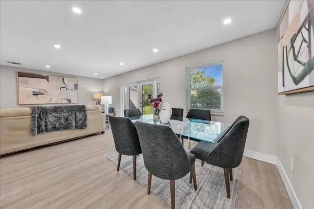 West Palm Beach Residence photo 16