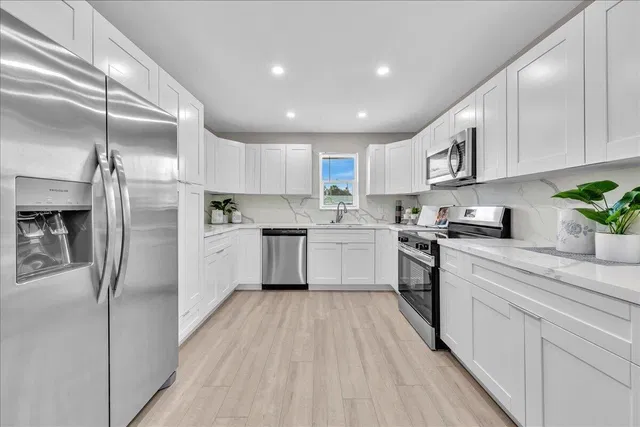 West Palm Beach Residence photo 17