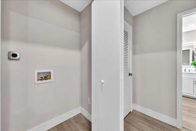 West Palm Beach Residence photo 35