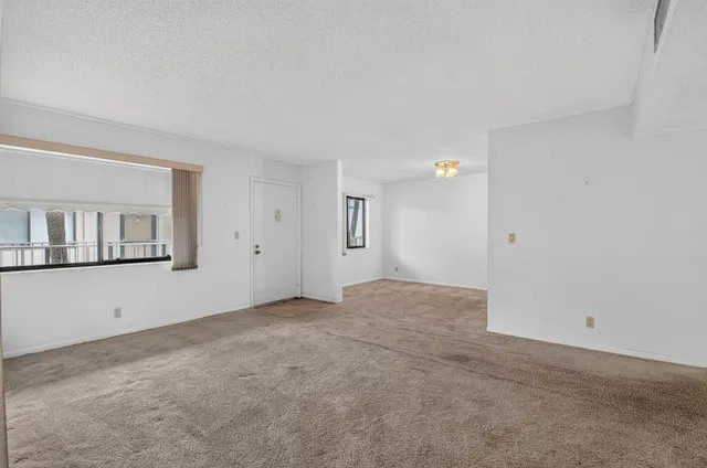 Unit 314 photo 7