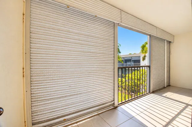 Unit 314 photo 25
