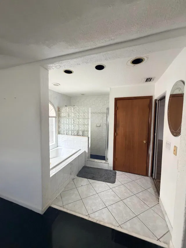  Residence photo 8