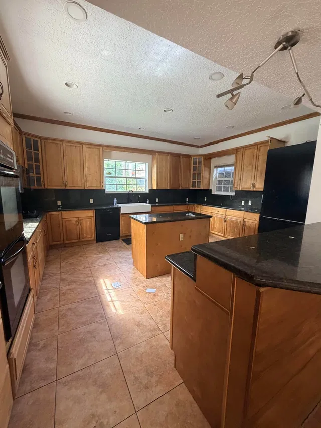  Residence photo 12