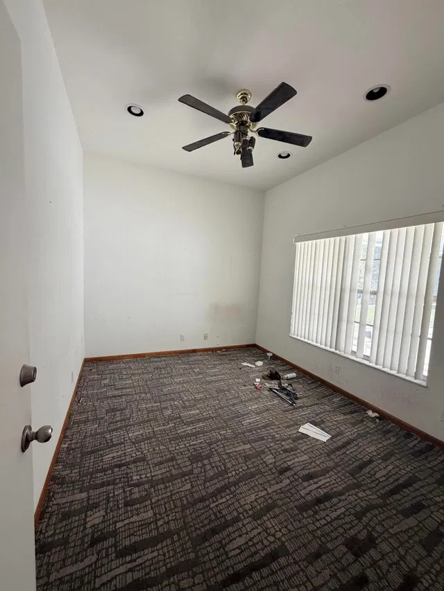  Residence photo 15