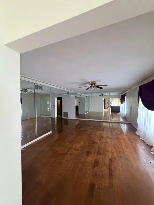  Residence photo 23