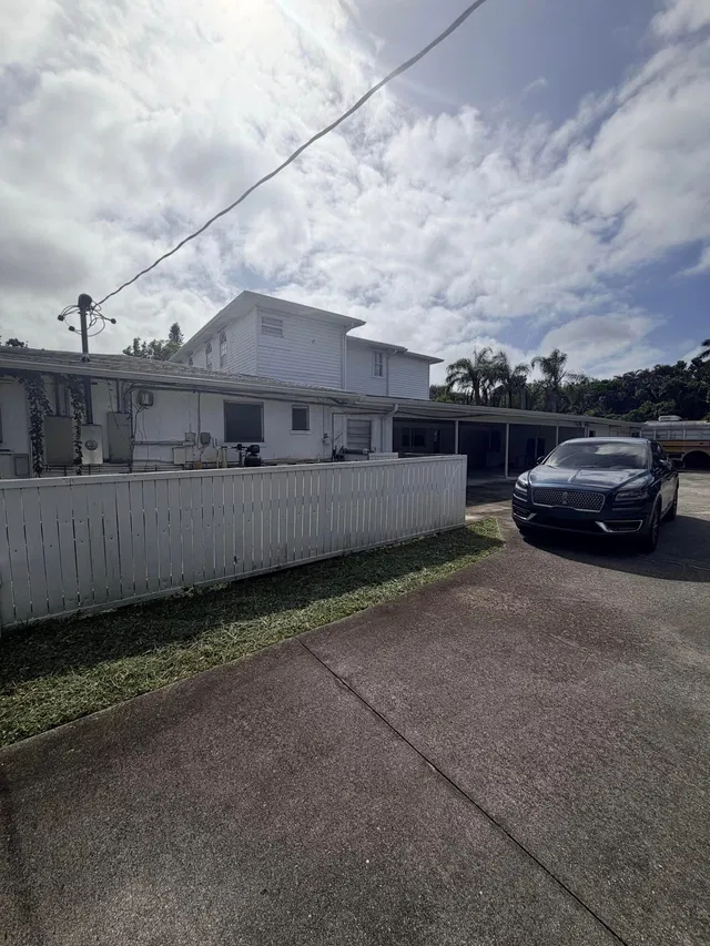  Residence photo 24