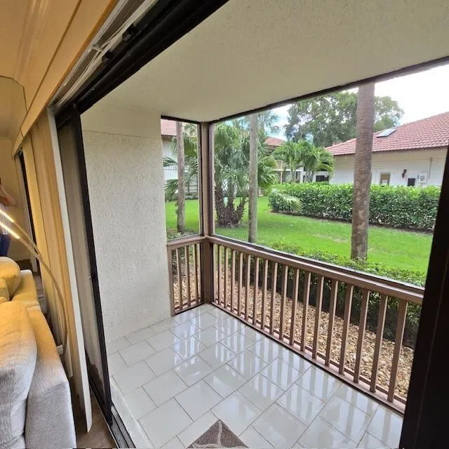 PGA National Palm Beach Gardens Unit 602 photo 5