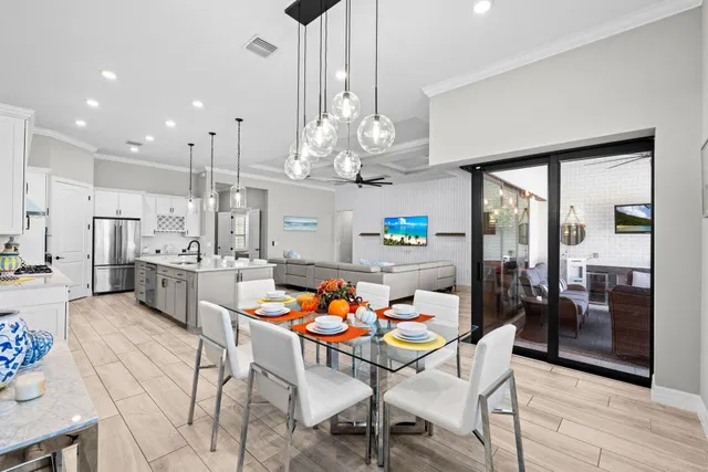  Residence photo 17