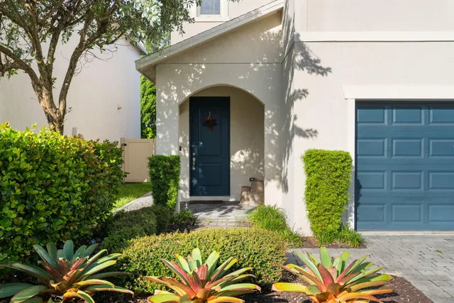  Residence photo 4