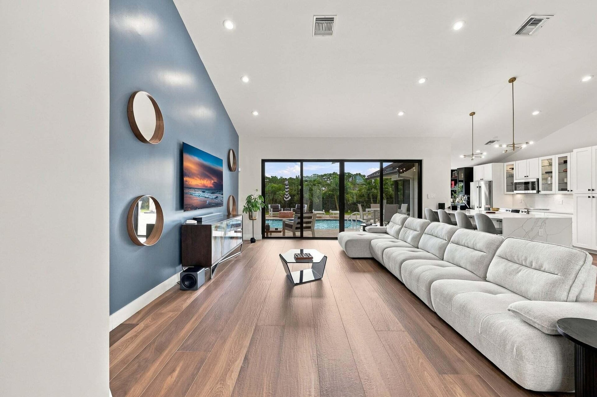  Residence photo 9