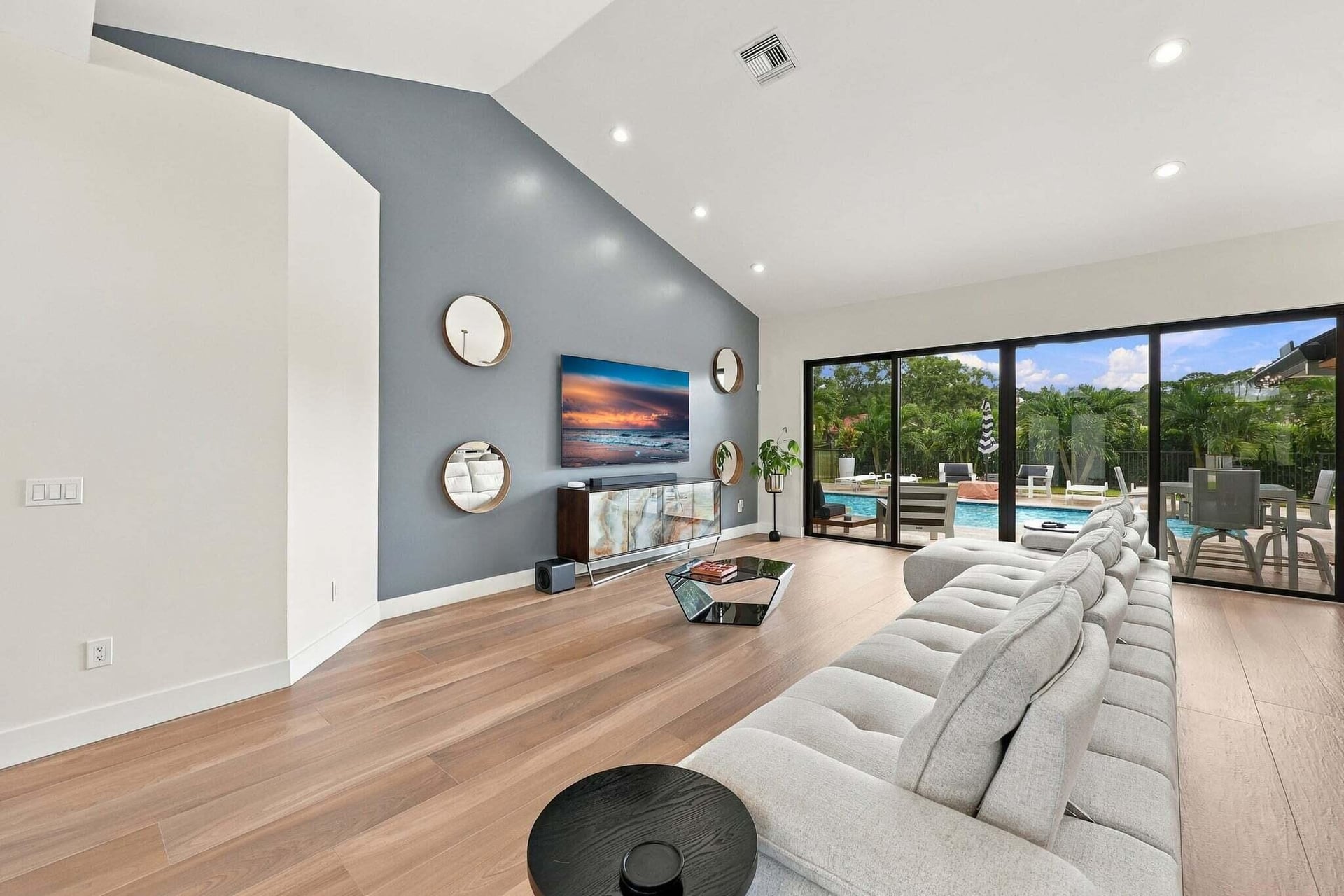  Residence photo 11