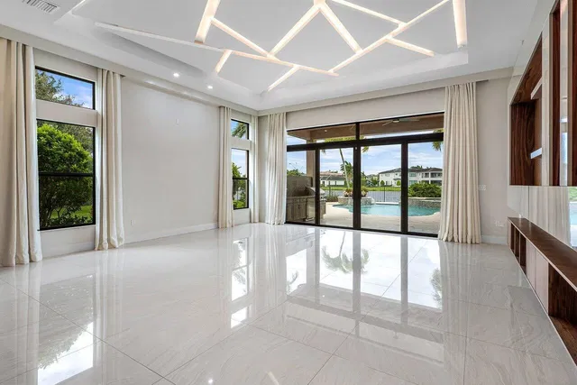 Boca Bridges Residence photo 9
