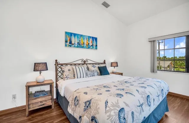  Residence photo 19