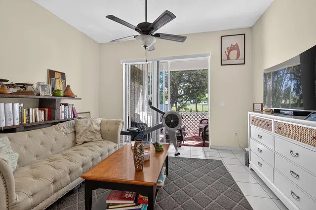  Residence photo 29