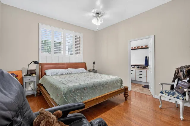  Residence photo 32