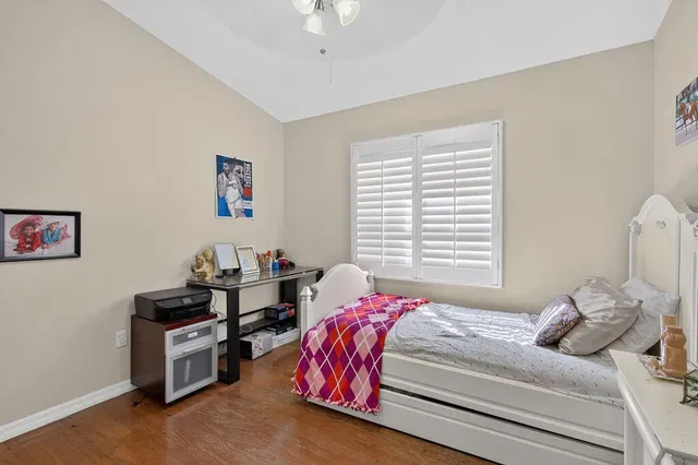  Residence photo 37