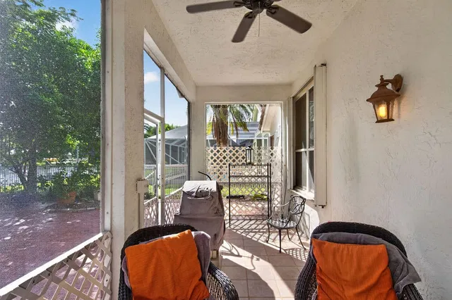  Residence photo 42