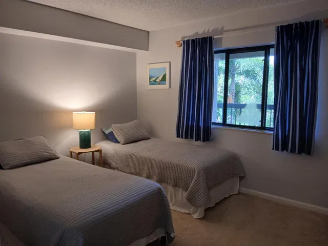 Unit 306 photo 12