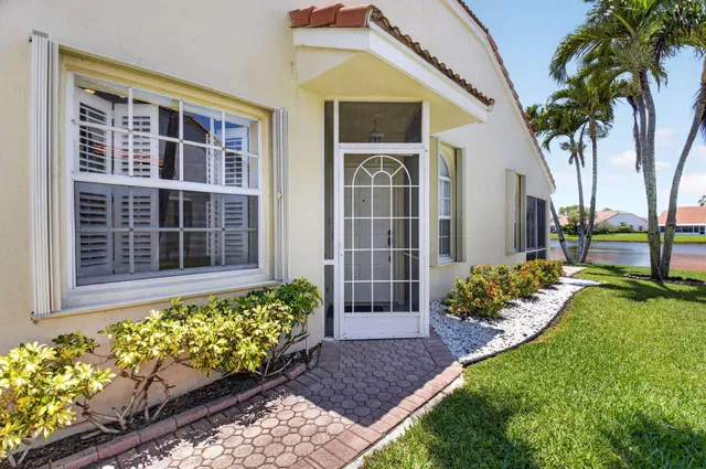 Residence photo 4