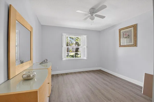 Residence photo 19