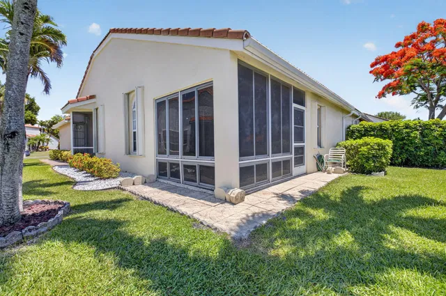Residence photo 24