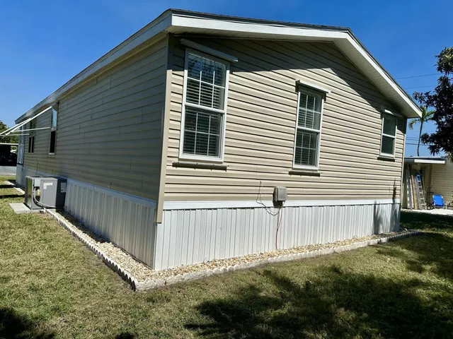 Residence photo 5