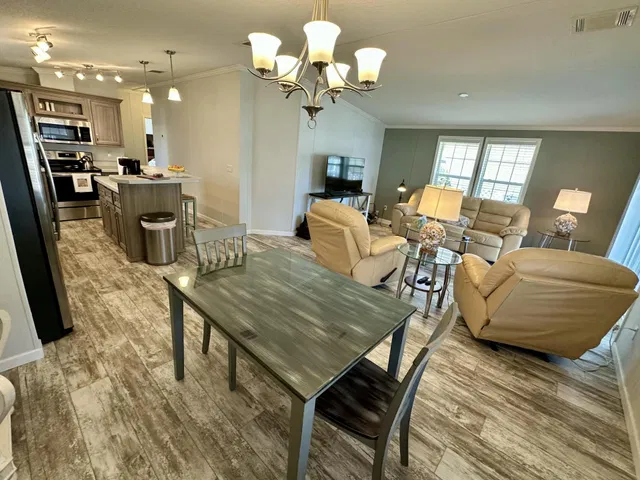 Residence photo 10