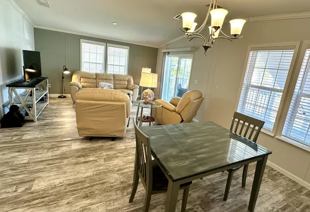 Residence photo 11