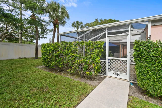 Residence photo 4