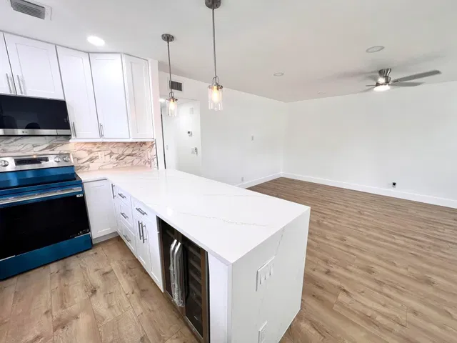 Residence photo 6