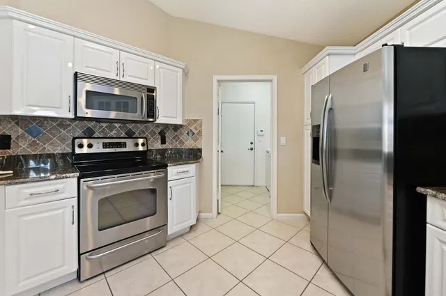Residence photo 10