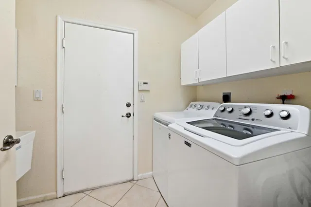 Residence photo 15