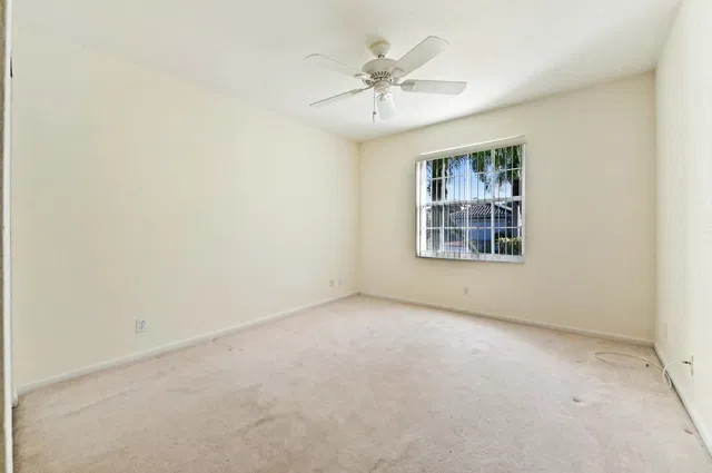 Residence photo 22