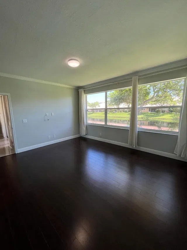 Residence photo 7