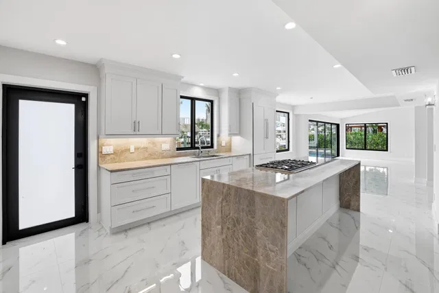 Palm Beach Isles Residence photo 6