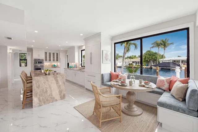 Palm Beach Isles Residence photo 9