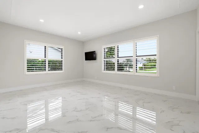 Palm Beach Isles Residence photo 19