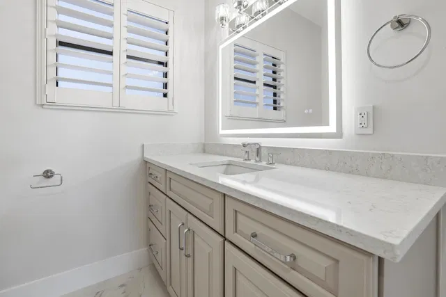 Palm Beach Isles Residence photo 23