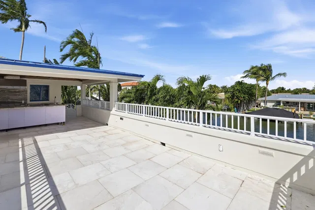 Palm Beach Isles Residence photo 29