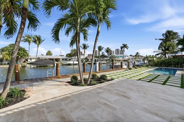 Palm Beach Isles Residence photo 32