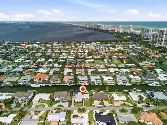 Palm Beach Isles Residence photo 36