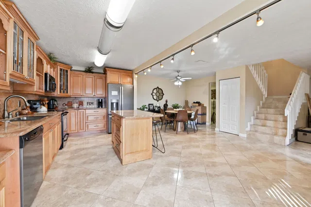 Residence photo 11