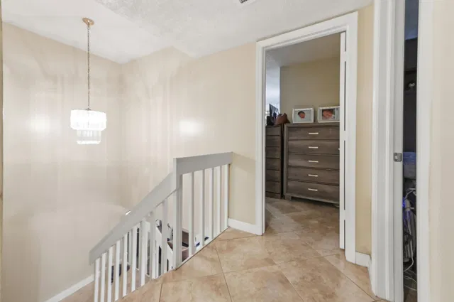 Residence photo 14