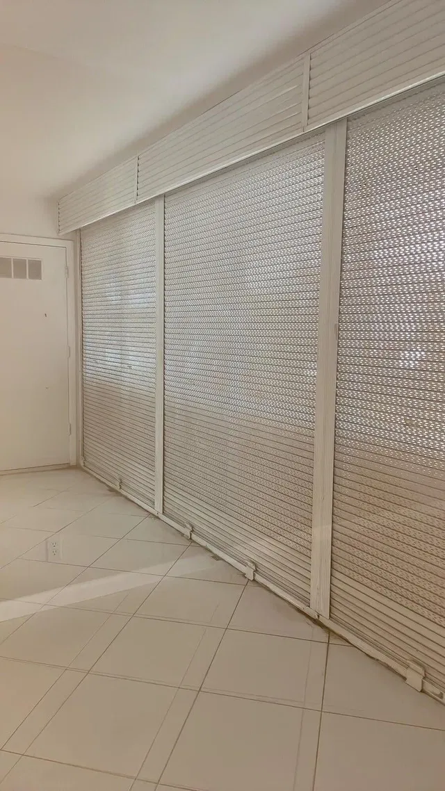 Unit 146 photo 2