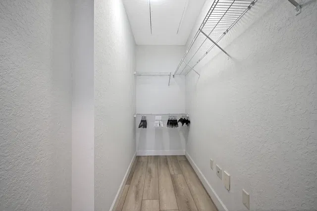  Unit 302 photo 10