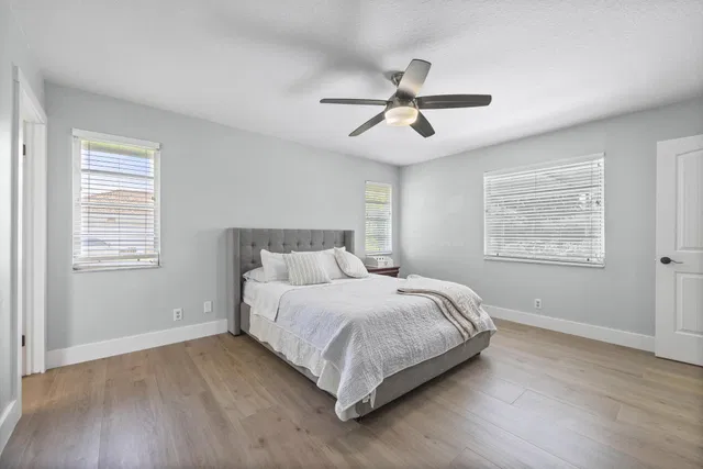 Residence photo 17