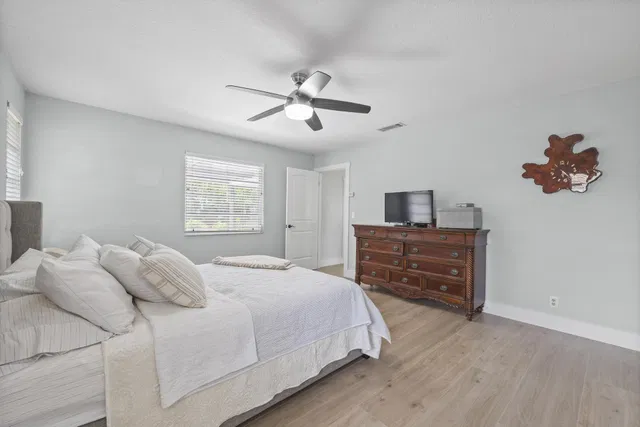 Residence photo 18
